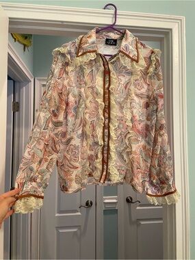 The Moon Vintage-Inspired Floral Ruffle Lace Button Up Blouse